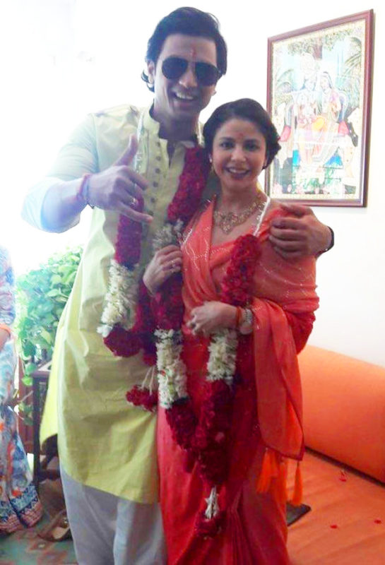 WEDDING SEASON continues: Anushka Sharma shares marriage picture of