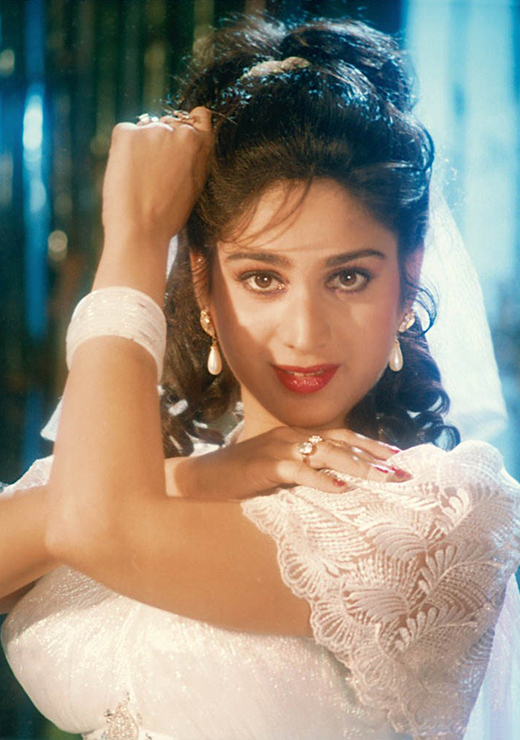 Meenakshi Seshadri News, Latest News of Meenakshi Seshadri