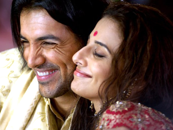 Salaam-E-Ishq Movie Stills - Bollywood Hungama