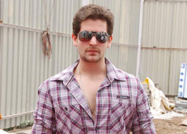 “I’m covered with welters,wounds & bruises on Lafangey Parindey sets” – Neil