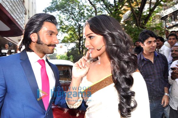 Trailer Launch Of Lootera Ranveer Singh Ekta Kapoor Sonakshi Sinha Vikramaditya Motwane Images Bollywood Hungama