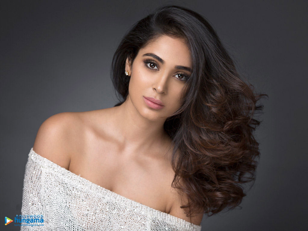 Alankrita Sahai Wallpapers | alankrita-sahai-001 - Bollywood Hungama