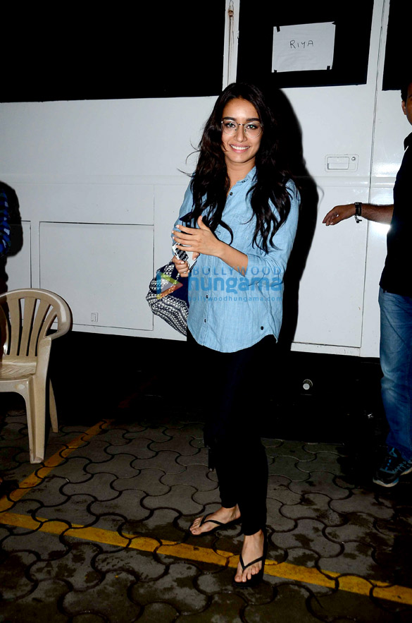 Arjun Kapoor, Shraddha Kapoor, Chetan Bhagat snapped on the sets of ‘Half Girlfriend’