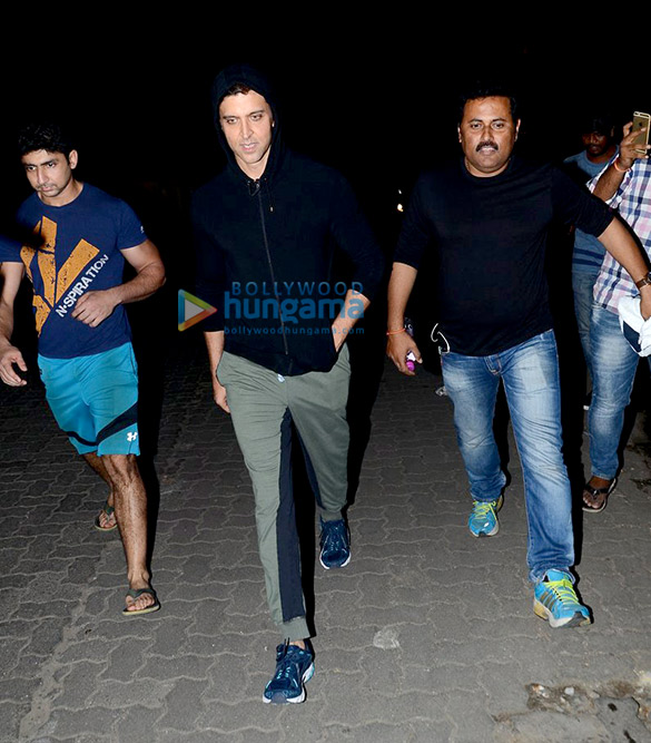 Hrithik Roshan snapped post jogging in Juhu Hrithik Roshan snapped post jogging in Juhu