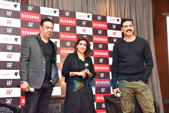 Akshay Kumar & Vindu Dara Singh launch the book Deedara aka Dara Singh Akshay Kumar & Vindu Dara Singh launch the book Deedara aka Dara Singh