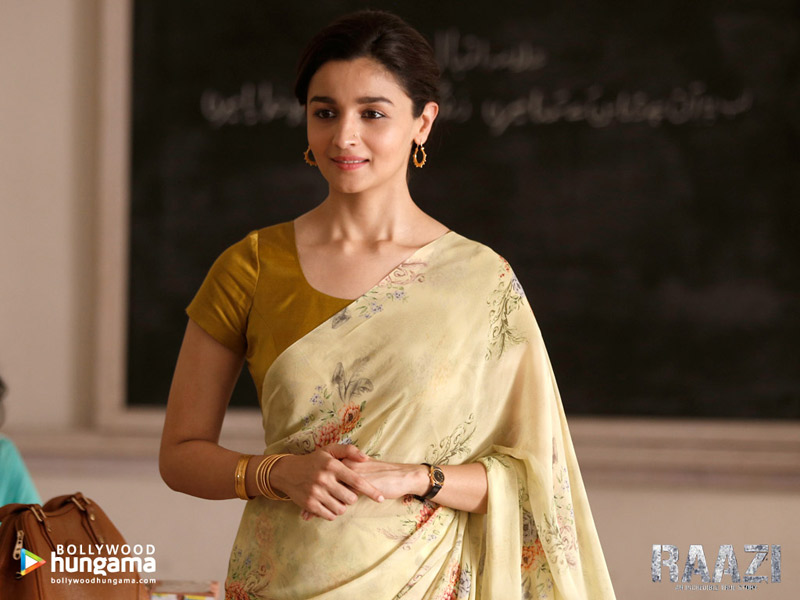 alia bhatt raazi saree