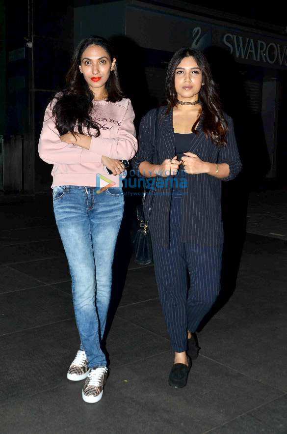 Bhumi Pednekar, Nidhhi Agerwal promote ‘Toilet – Ek Prem Katha’ at Inox, Nariman Point Bhumi Pednekar, Nidhhi Agerwal promote 'Toilet – Ek Prem Katha' at Inox, Nariman Point