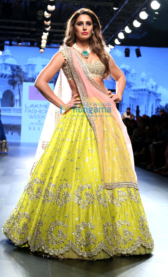 Nargis Fakhri walks for Anushree Reddy at Lakme Fashion Week 2017 Nargis Fakhri walks for Anushree Reddy at Lakme Fashion Week 2017