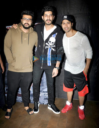 Varun Dhawan, Arjun Kapoor and Mohit Marwah snapped at the special screening of ‘Raag Desh’ Varun Dhawan, Arjun Kapoor and Mohit Marwah snapped at the special screening of 'Raagdesh'