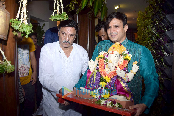 Vivek Oberoi’s Ganpati visarjan Vivek Oberoi's Ganpati visarjan
