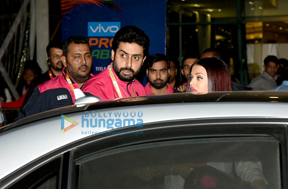 Abhishek Bachchan, Aishwarya Rai Bachchan and Sachin Tendulkar grace a Pro Kabaddi League match Abhishek Bachchan, Aishwarya Rai Bachchan and Sachin Tendulkar at Pro Kabaddi League match