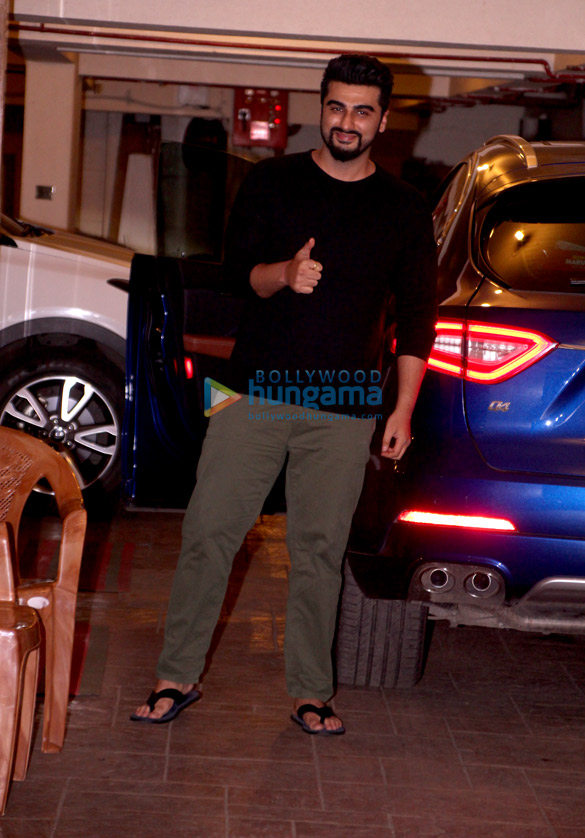 Celebs snapped at Kareena Kapoor Khan’s house for her birthday bash Celebs snapped at Kareena Kapoor Khan's house for her birthday bash