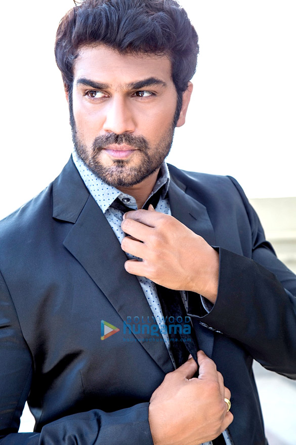 Sharad Kelkar Photos, Images, HD Wallpapers, Sharad Kelkar HD Images ...