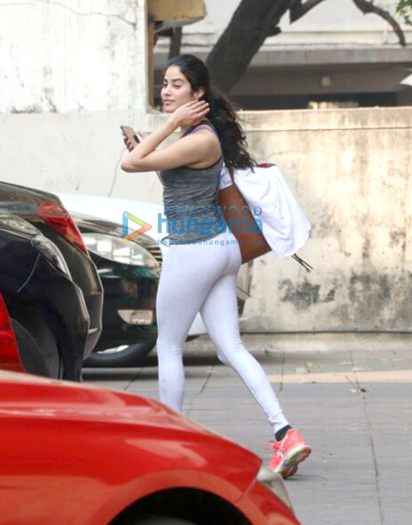 Janhvi Kapoor snapped outside her gym | Janhvi Kapoor Images