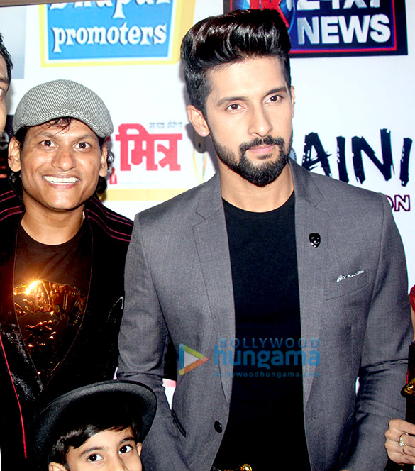 Ravi Dubey, Ahsaan Qureshi, Sharad Malhotra, Meghna Naidu, Iqbal Khan & others attend the 4th Dashnik Mumbai Press Media Awards in Mumbai Ravi Dubey, Ahsaan Qureshi, Sharad Malhotra, Meghna Naidu, Iqbal Khan & others attend the 4th Dashnik Mumbai Press Media Awards in Mumbai