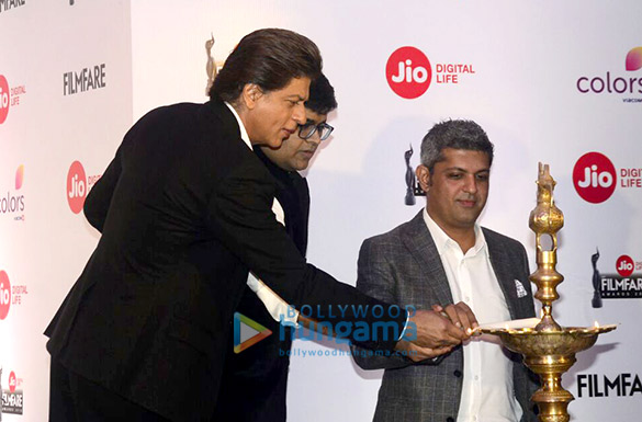 Shah Rukh Khan attends the press conference of 63rd Filmfare Awards Shah Rukh Khan attends the press conference of 63rd Filmfare Awards