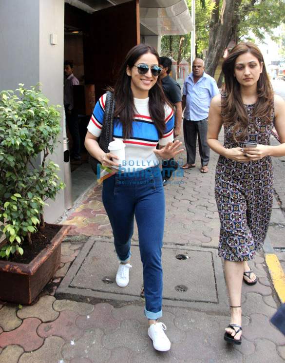 Yami Gautam spotted at Salt Water Cafe Yami Gautam spotted at Salt Water Cafe