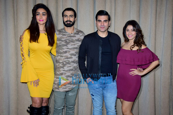 Arbaaz Khan and Manjari Fadnis snapped during the promotions of ‘Nirdosh’ Arbaaz Khan and Manjari Fadnis snapped at the promotions of ‘Nirdosh’