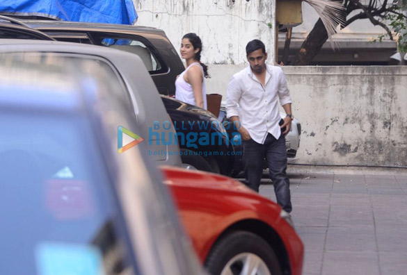 Janhvi Kapoor snapped at gym Janhvi Kapoor snapped at gym