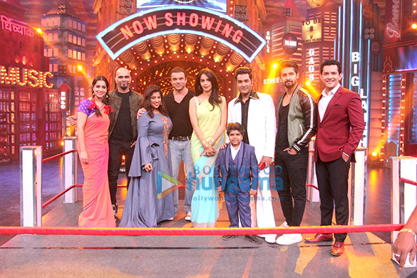 Mallika Sherawat and Sohail Khan on the sets of Entertainment Ki Raat Mallika Sherawat and Sohail Khan on the sets of Entertainment Ki Raat