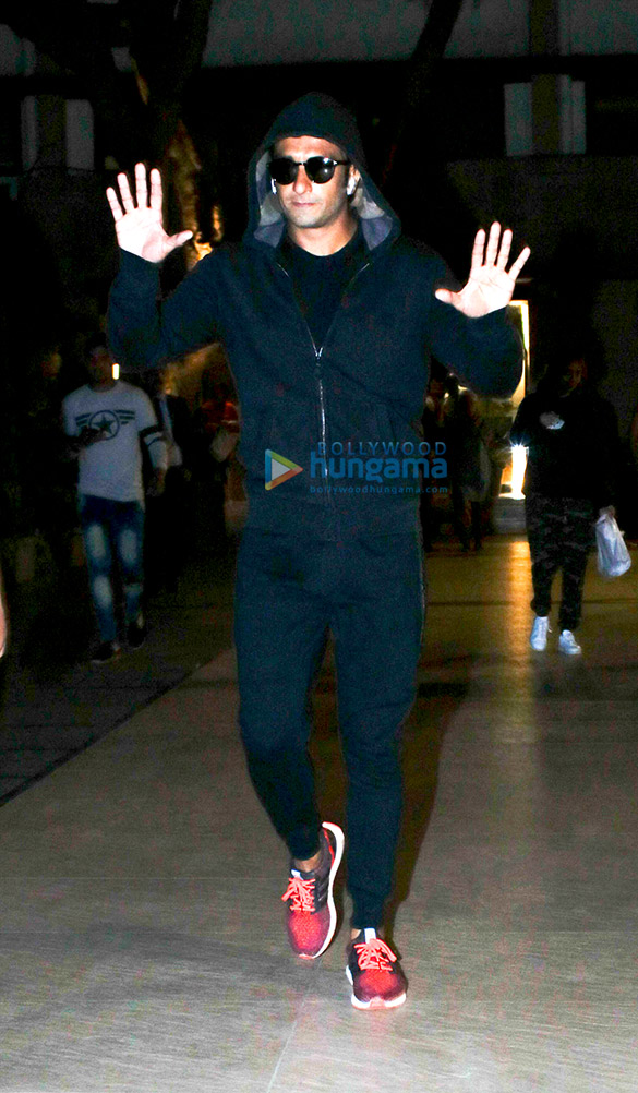 Ranveer Singh, Ananya Pandey and Raveena Tandon spotted at Bandra Ranveer Singh, Ananya Pandey and Raveena Tandon spotted at Bandra