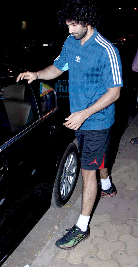 Aditya Roy Kapur snapped at Mohit Suri’s office Aditya Roy Kapur snapped at Mohit Suri's office