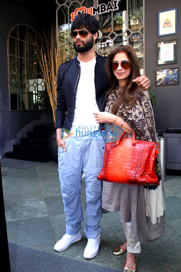 Dimple Kapadia and Karan Kapadia snapped in Mumbai Dimple Kapadia and Karan Kapadia snapped in Mumbai