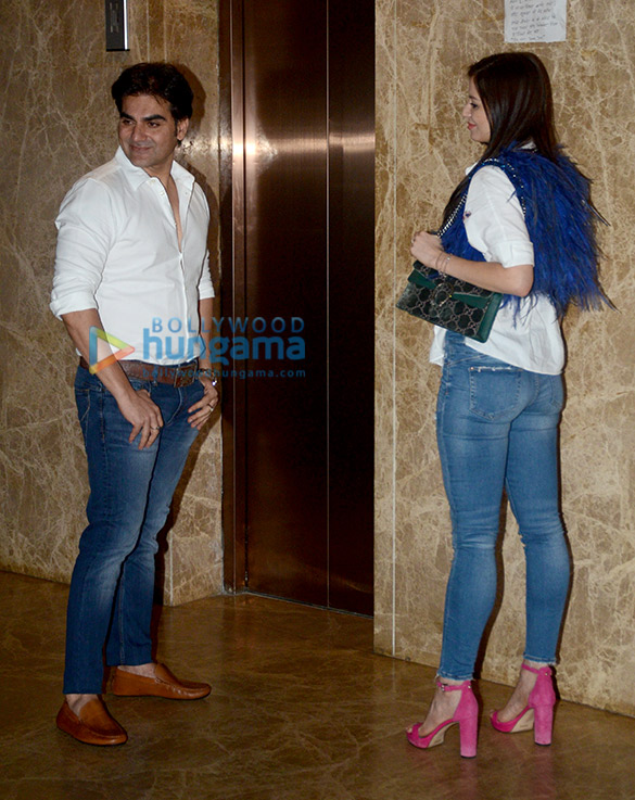 Arbaaz Khan snapped at Ramesh Taurani’s residence Arbaaz Khan snapped at Ramesh Taurani's residence