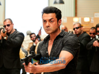 Race 3
