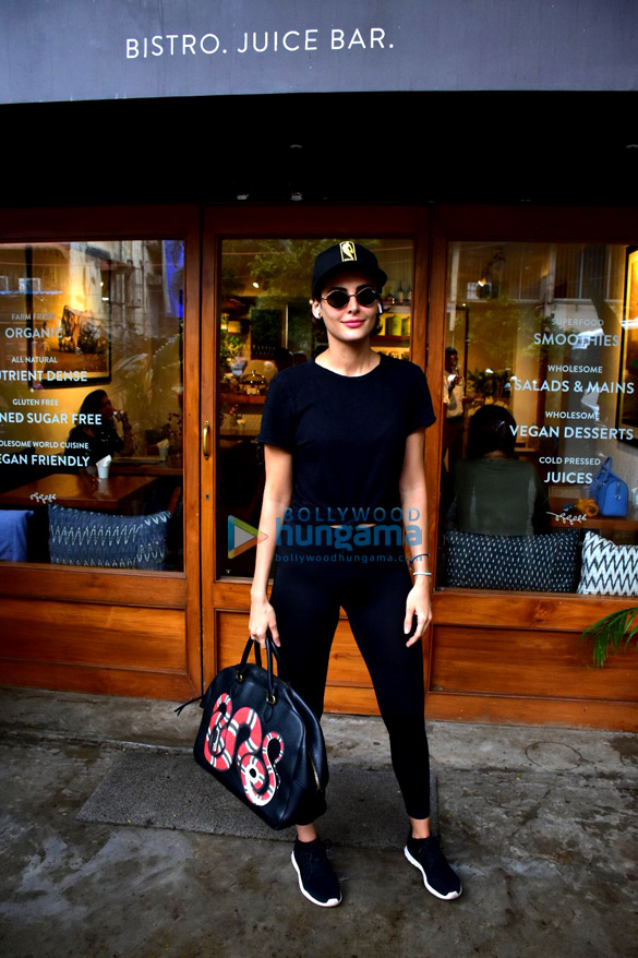 Mandana Karimi spotted at Sequel Bistro & Juice Bar, Bandra