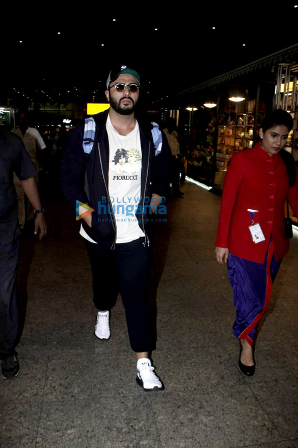 Arjun Kapoor, Alia Bhatt and others snapped at the airport Arjun Kapoor and Alia Bhatt snapped at the airport