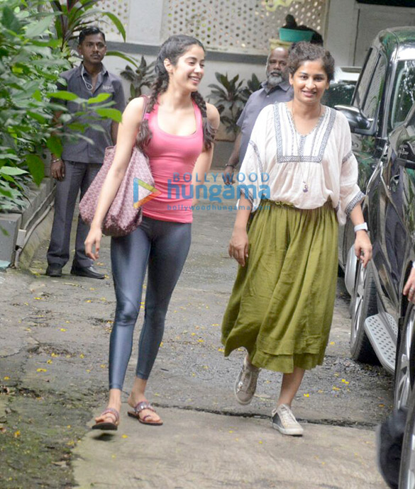 Janhvi Kapoor snapped outside Gauri Shinde’s office in Bandra Janhvi Kapoor snapped outside Gauri Shinde's office in Bandra