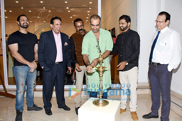 Ranvir Shorey, Parvez Damania & Ashok Dhamankar grace Vishwa Sahni and Sonu Gupta’s solo art shows Ranvir Shorey, Parvez Damania & Ashok Dhamankar grace Vishwa Sahni and Sonu Gupta's solo art shows