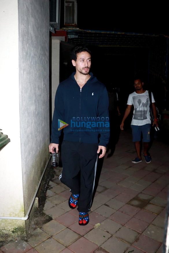 Tiger Shroff and Ananya Pandey snapped at Satyam Dance Hall in Juhu Tiger Shroff and Ananya Pandey snapped at Satyam Dance Hall in Juhu