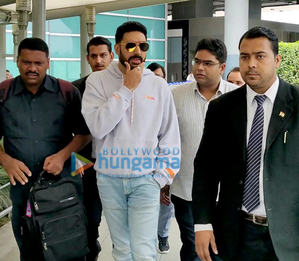 Abhishek Bachchan, Taapsee Pannu and others snapped at the airport Abhishek Bachchan, Taapsee Pannu and Others snapped at the airport