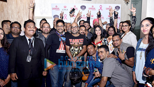 Neha Bhasin graces the Harley Davidson Bike Rally and screening of ‘Badhaai Ho’ hosts by Carnival Cinemas