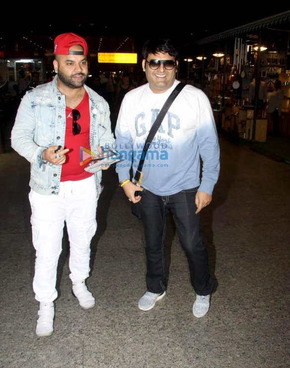 Kapil Sharma snapped at the airport Kapil Sharma snapped at the airport