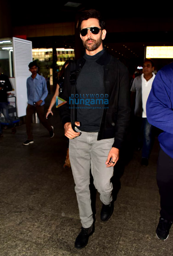 Hrithik Roshan, Ranveer Singh, Deepika Padukone and others snapped at the airport