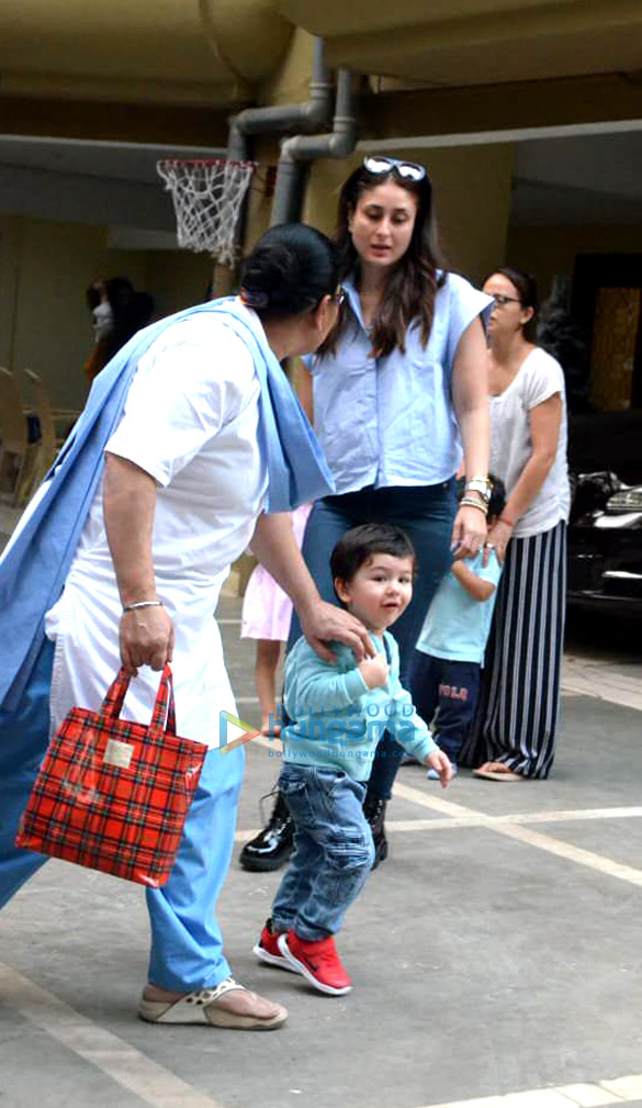 Kareena Kapoor Khan and Taimur Ali Khan snapped at his playschool in Bandra Kareena Kapoor Khan and Taimur Ali Khan snapped at his playschool in Bandra