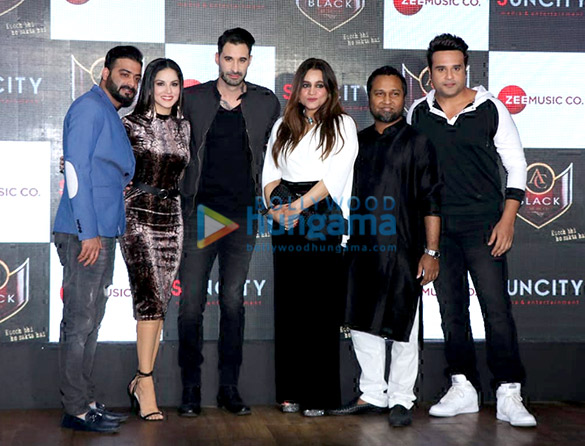 Celebs grace Zee Music album ‘Lovely Accident’ launch at Hard Rock Cafe in Andheri Celebs grace Zee Music album launch at Hard Rock Cafe in Andheri