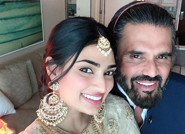 Athiya Shetty And Suniel Shetty Are All Smiles As They Pose For A ...