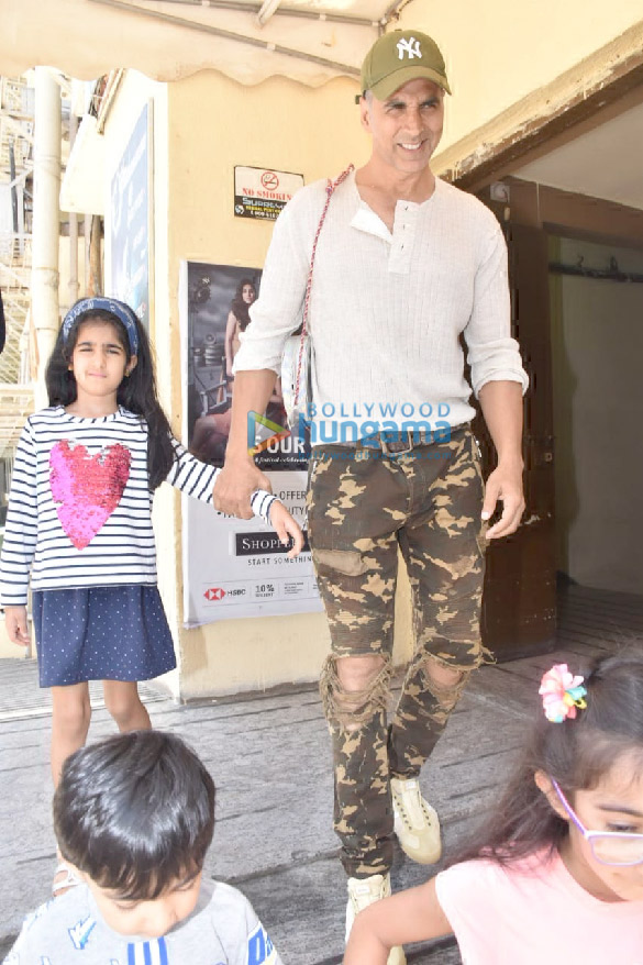 Photos: Akshay Kumar and Nitara snapped at Juhu, PVR