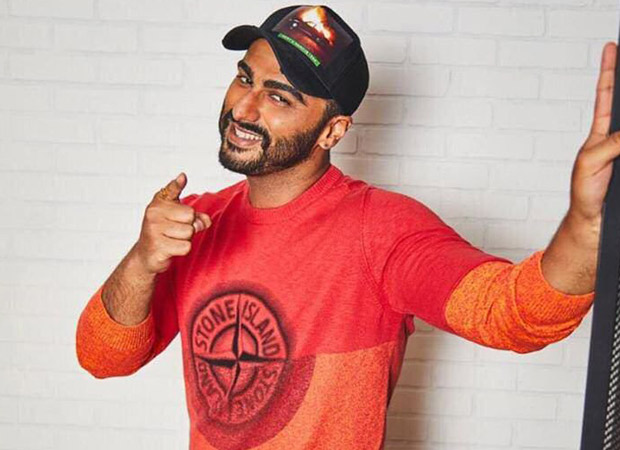Arjun Kapoor has a SAVAGE reply to a hater who compares his relationship with Sridevi and his girlfriend Malaika Arora 