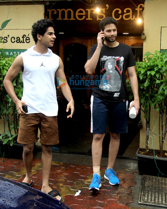 Photos: Ishaan Khatter and Siddhant Chaturvedi spotted at Farmers’ Cafe in Bandra