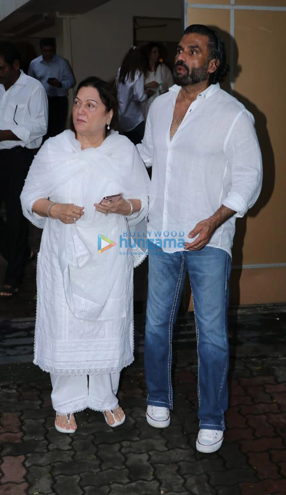 Photos: Celebrities visit the late Areef Patel’s residence in Bandra