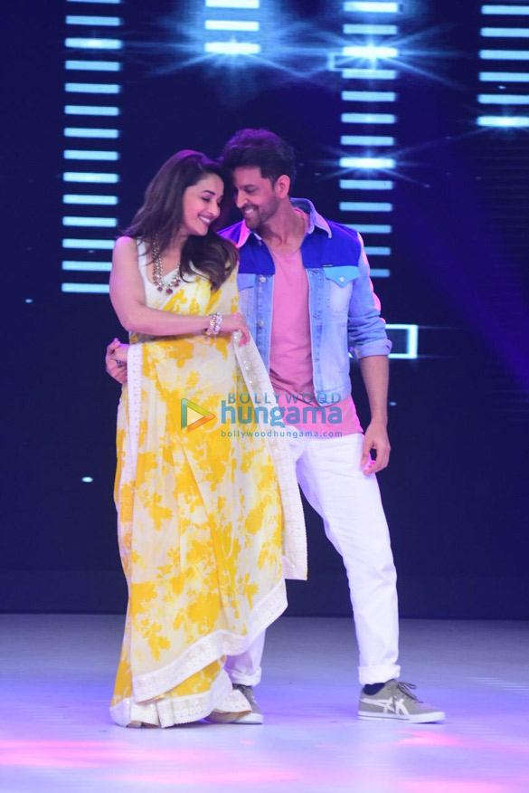 Photos: Hrithik Roshan and Madhuri Dixit snapped on sets of Dance Deewane