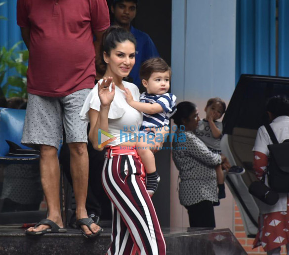 Photos: Sunny Leone snapped in Juhu