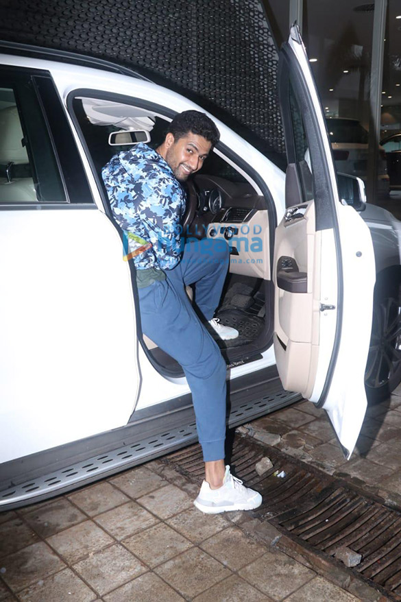 Photos: Vicky Kaushal spotted at a dance class in Andheri