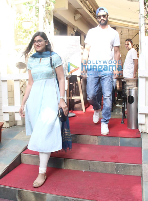 Photos: Vicky Kaushal spotted at Smoke House Deli in Bandra Photos: Vicky Kaushal spotted at Smoke House Deli in Bandra