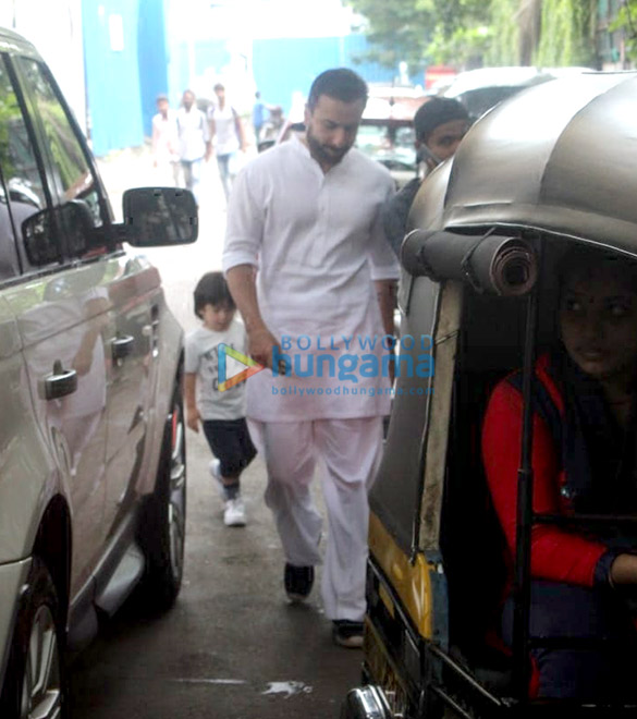 Photos: Saif Ali Khan and Taimur Ali Khan spotted in Bandra